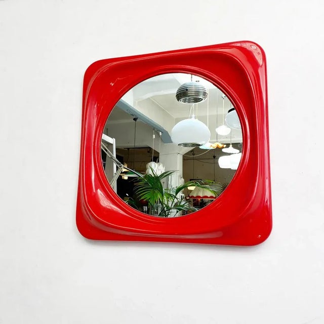 1980s Mid-Century Modern Italian Red Plastic Mirror, 1980s For Sale - Image 5 of 9