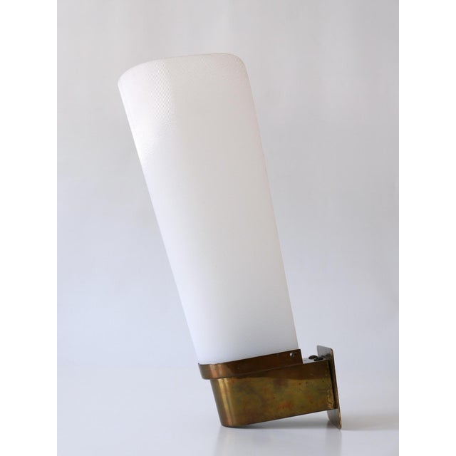 Large Mid-Century Modern Brass & Acrylic Wall Light or Sconce, Germany, 1950s For Sale - Image 6 of 15
