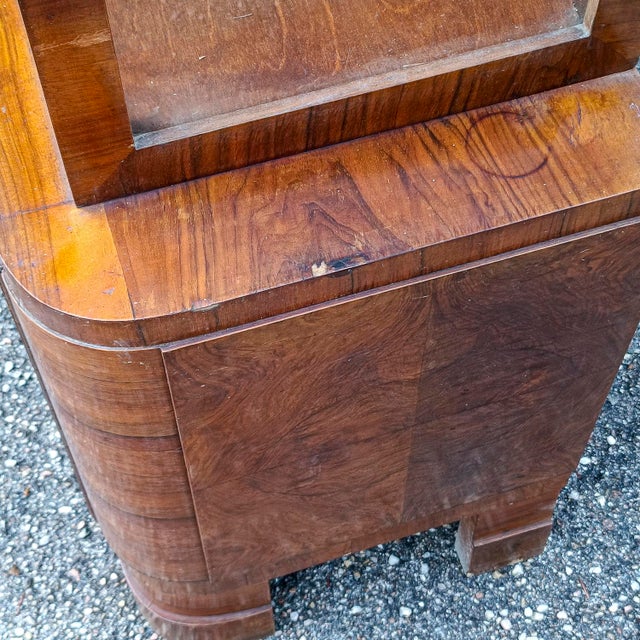 Italian Art Deco Display Cabinet For Sale - Image 13 of 18