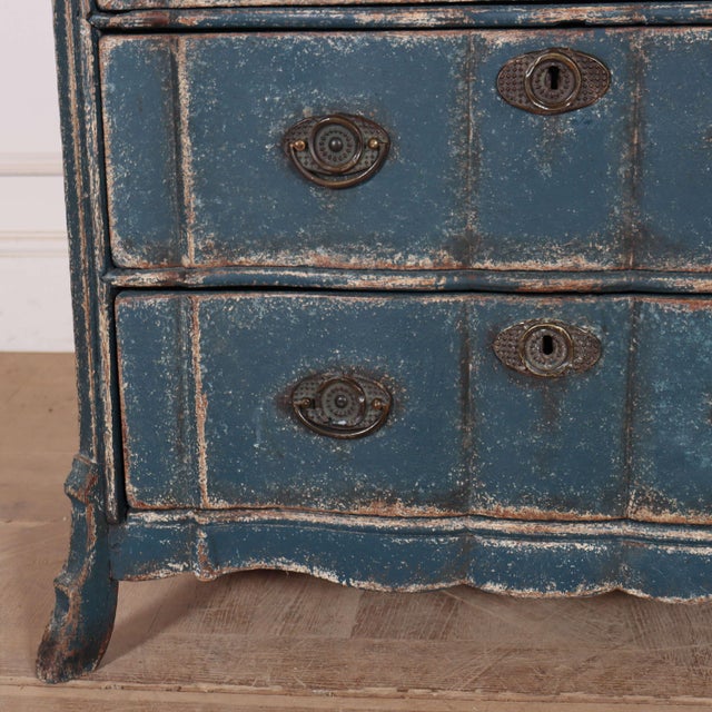 Vintage Dutch Serpentine Commode For Sale - Image 5 of 11