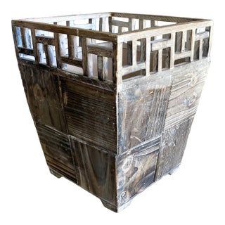 Late 20th Century Adirondack-Style Footed Knotty Wood Parquetry Jardinière or Basket With Jali-Inspired Trimmed Border For Sale