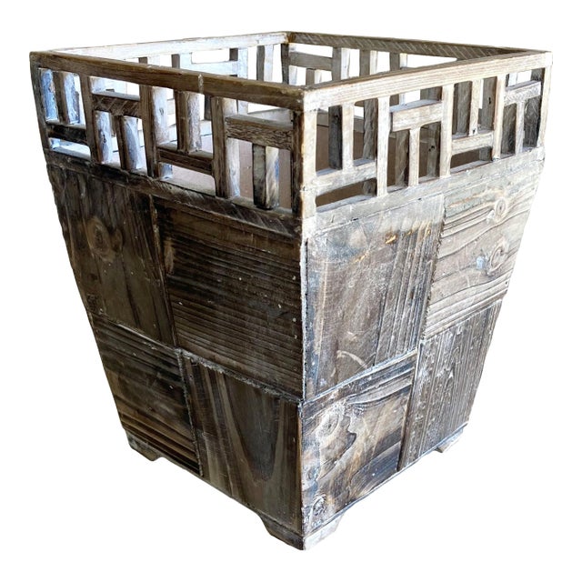 Late 20th Century Adirondack-Style Footed Knotty Wood Parquetry Jardinière or Basket With Jali-Inspired Trimmed Border For Sale