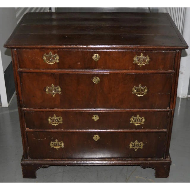 Burgundy Early George III Mahogany Chest of Drawers 18th to 19th C. For Sale - Image 8 of 8