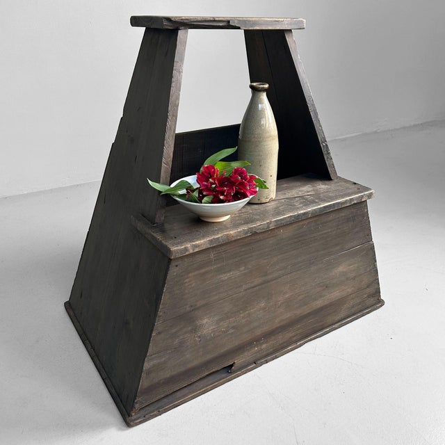 Elegant antique fumidai (step stool) from 1920s, Japan. Dimensions: height 62 cm, width 63 cm, depth 40 cm. This 1920s...