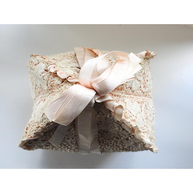 Early 20th Century Irish Crochet Lace Tea Cozy For Sale - Image 4 of 9