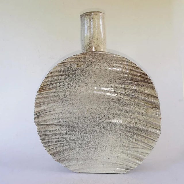 White Italian Ceramic Vase by Budini Gianfranco, 1960s For Sale - Image 8 of 8
