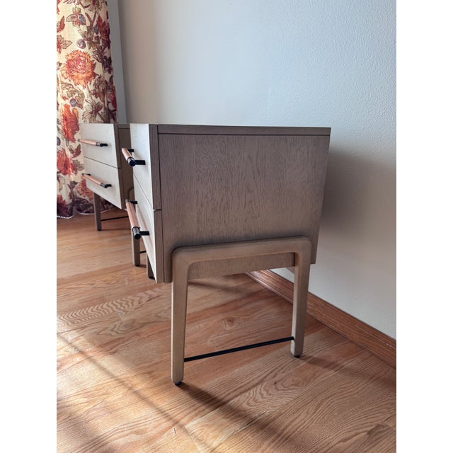 Transitional Pair of Four Hands Rosedale Nightstands in Yucca Oak With Leather Accents – Excellent Condition For Sale - Image 3 of 11