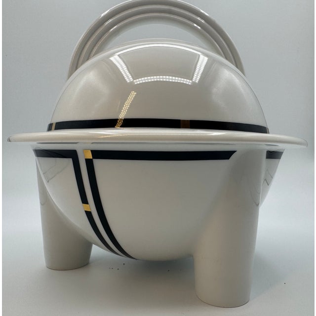 Rosenthal 1980s Mario Bellini for Rosenthal “Cupola Nera” Postmodern Porcelain Soup Tureen For Sale - Image 4 of 8