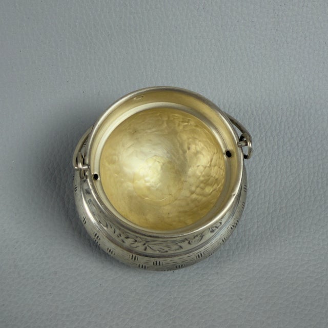 Small Bucket in 800 Silver with Vermeil Interior and Floral Theme For Sale - Image 5 of 12