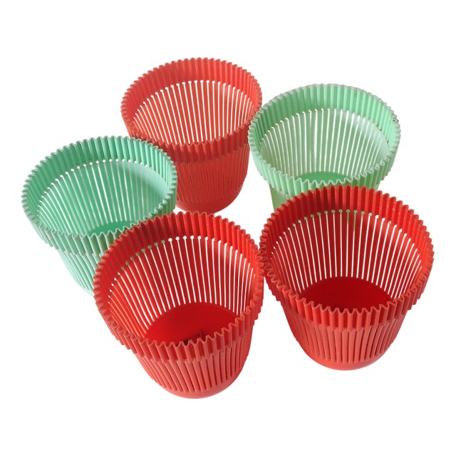 Vintage Alkastap Plastic Flower Pots, 1960s, Set of 5 For Sale
