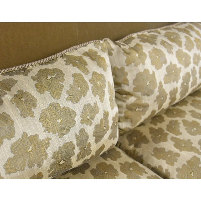 Baker Furniture Company 21st Century Baker Thomas Pheasant "Villa" Settee For Sale - Image 4 of 12