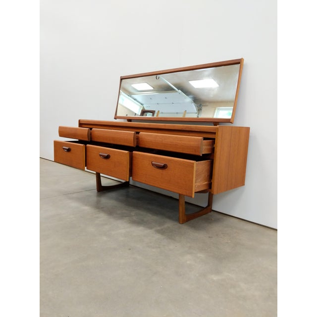 Mid-Century Modern Vintage Mid Century Modern Teak Dressing Table / Dresser With Mirror by William Lawrence For Sale - Image 3 of 11
