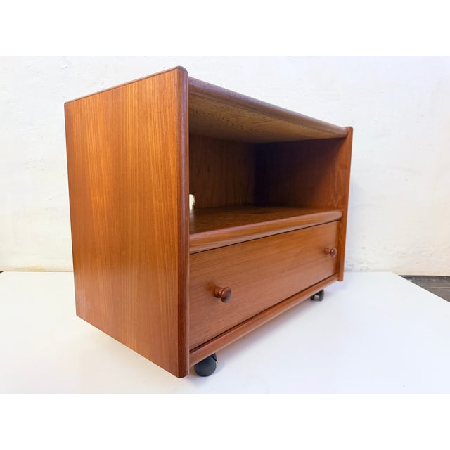 Vintage Danish Teak Record Trolley, 1960s For Sale - Image 4 of 11