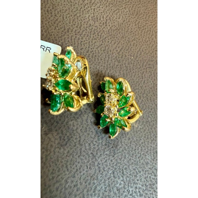 2.2Ct Natural Brazilin Marquise Emerald & 0.40 Ct Diamond Clipon Earring 18 KYG For Sale - Image 14 of 18