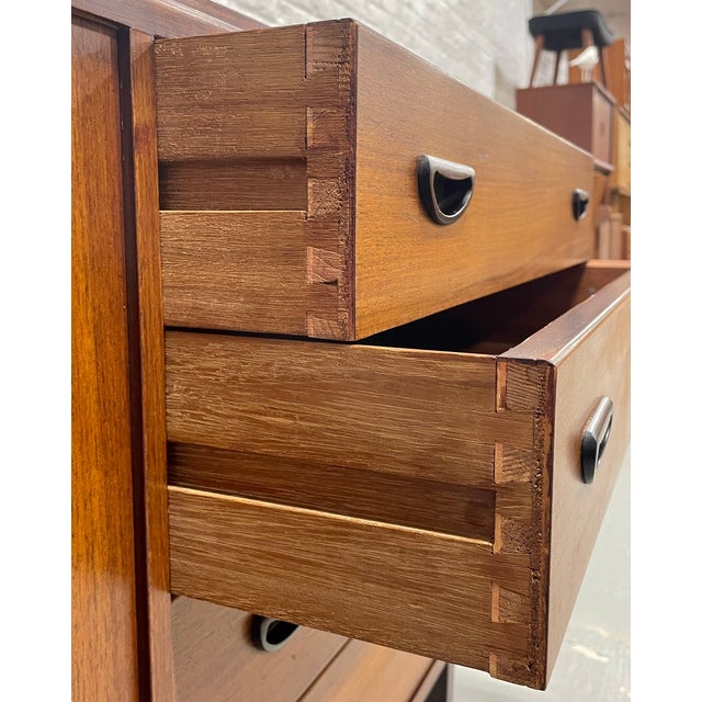 Mid Century Danish Rosewood Credenza | Sideboard Dresser, Denmark, C. 1960s For Sale - Image 13 of 14