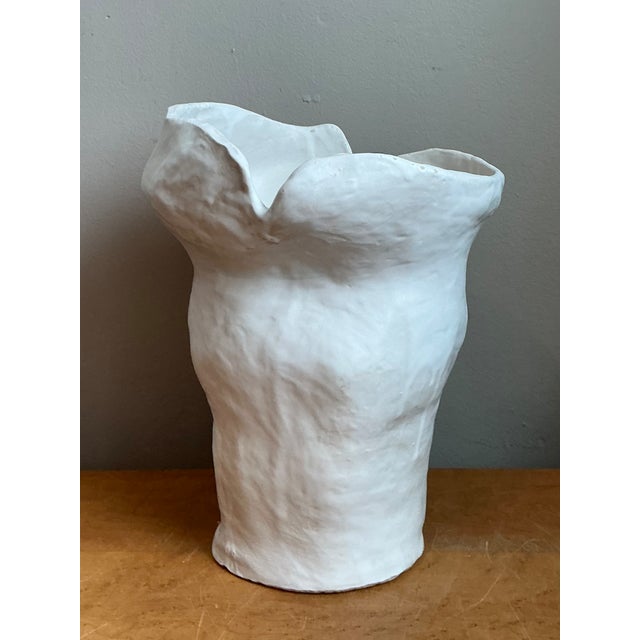 White Vintage Biomorphic Sculptural White Ceramic Vase For Sale - Image 8 of 14
