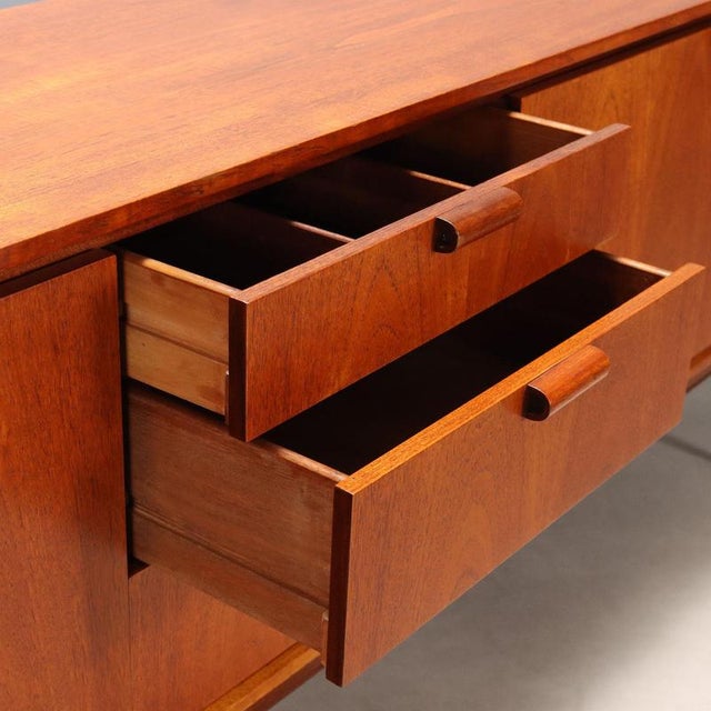 Vintage Sideboard from Northern European Manufacturing, 1960s For Sale - Image 5 of 11