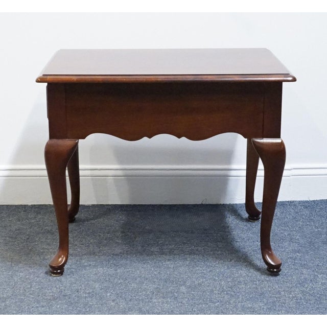 Thomasville Furniture Collector's Cherry Traditional Style 21" Accent End Table 10131-210 For Sale - Image 11 of 15