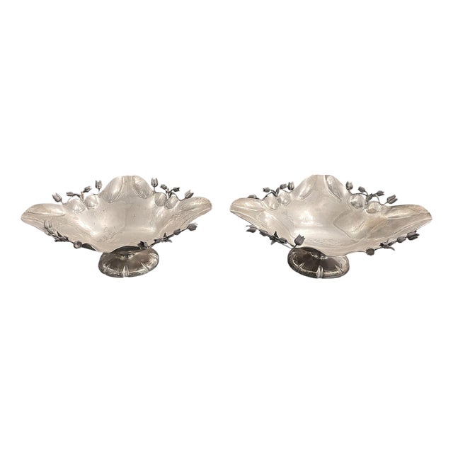 Pair of Damar 925 Sterling Silver Floral Bowls, 20th Century. For Sale