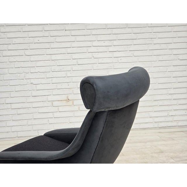 Wood Leather Armchair by Illum Wikkelsø, 1970s For Sale - Image 7 of 17