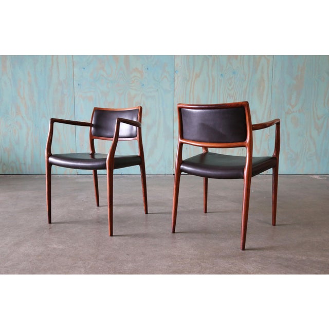 Niels Moller Pair of Rosewood Niels Moller Model 65 Carver Armchairs C 1960s Danish For Sale - Image 4 of 17