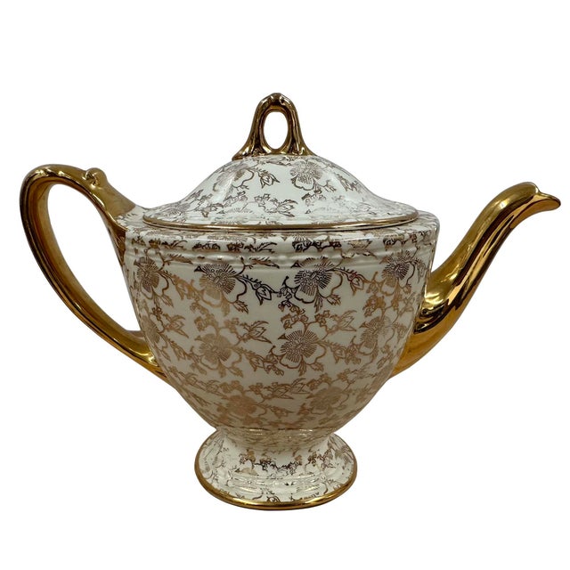 Vintage Homer Laughlin Eggshell Georgian Tea Set, 22-Karat Gold Gilt For Sale - Image 12 of 13
