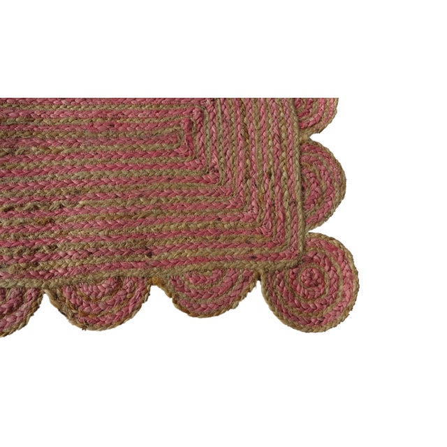 2020s Scalloped Jute Doormat in Pink For Sale - Image 5 of 7