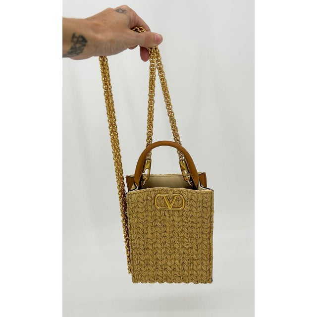 Mid 20th Century Valentino Vlogo North South Raffia Pouch For Sale - Image 9 of 10