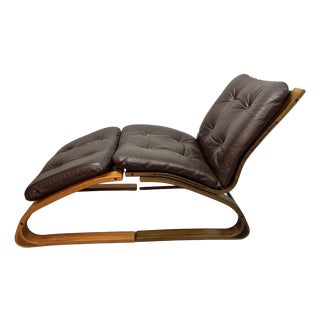 Set of Scandinavian Kengu Lounge Chair and Ottoman by Elsa and Nordahl Solheim for Rybo Rykken & Co, 1960s For Sale