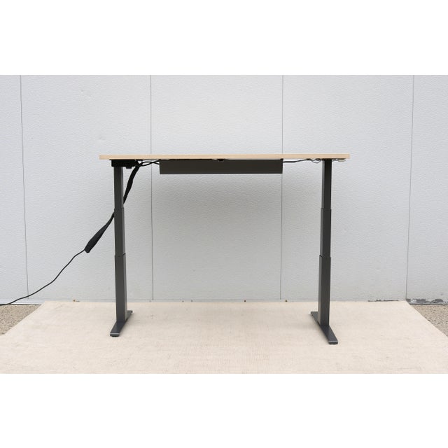 Herman Miller Motia Sit-to-Stand Electric Adjustable Height Rectangle Desk Table For Sale - Image 10 of 18