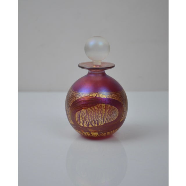 Pink and Gold Iridescent Glass Perfume Bottle from Isle of Wight, 1970s For Sale - Image 12 of 12