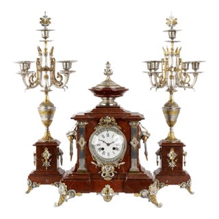 H & F Paris Circa 1900 Belle Époque Wolf Heads Garniture, Rouge Royal Marble For Sale