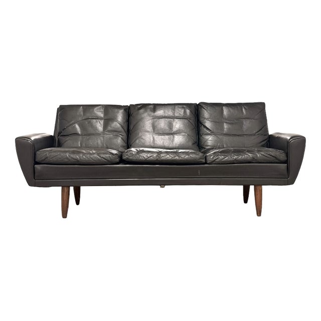 Model 64 Sofa in Black Leather by Georg Thams for Vejen Polstermøbelfabrik, Denmark, 1960s For Sale