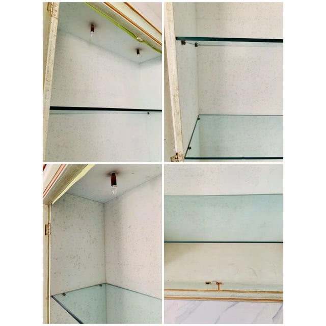 Vintage C. 1940s Italian Florentine Hand-Decorated Celadon China Cabinet With Gold Floral Detail & Chicken Wire Doors For Sale - Image 12 of 13