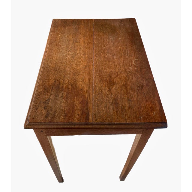 Late 18th C. English Georgian Writing Desk or Accent Table For Sale In New York - Image 6 of 12