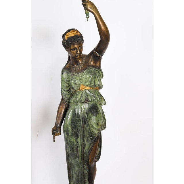Antique Bronze Libertas Figural Torcheres Lamps by F. De Luca, 20th Century, Set of 2 For Sale - Image 4 of 18