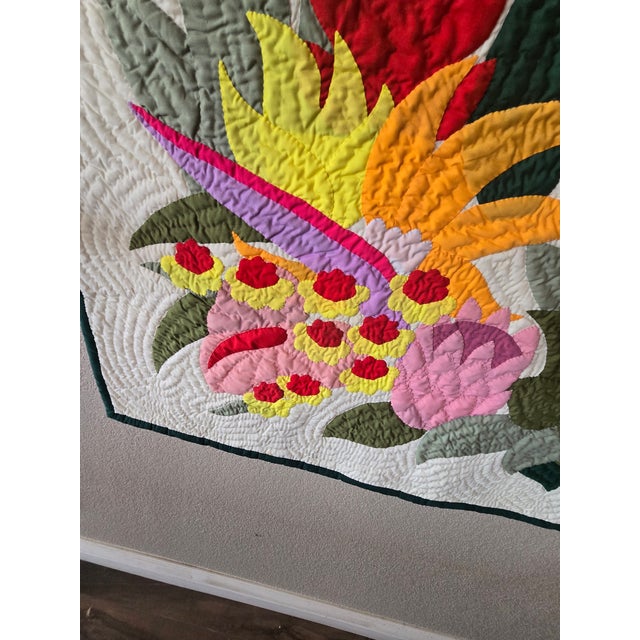 Late 20th Century Colorful Hawaiian Quilted Wall Hanging For Sale - Image 10 of 10