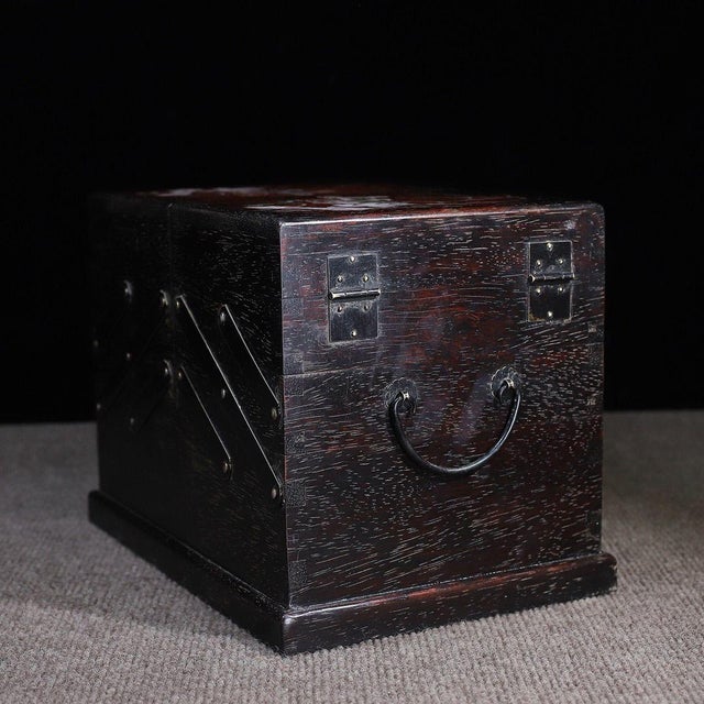 Late 20th Century Zitan Wood Expanding Box Inlaid With Mother-of-Pearl For Sale - Image 5 of 10