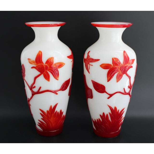 1900 - 1909 Antique Pair of Chinese Peking Glass Vases W/ Birds & Lotus Flowers, C1900, 10” For Sale - Image 5 of 14