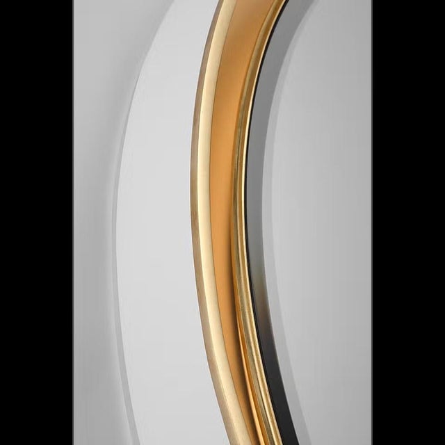 Thomas O'Brien for Visual Comfort Signature Tricia 30" Illuminated Round Mirror in Matte White and Gild For Sale In Houston - Image 6 of 10