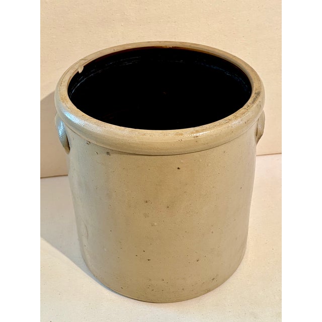 Early Red Wing Pottery 3 Gallon Stoneware Crock Bee Sting Salt-Glaze Design and Applied Handles For Sale - Image 9 of 14