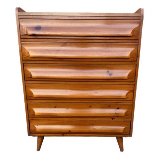 Vintage Mid Century Franklin Shockey Pine Chest of Drawers For Sale