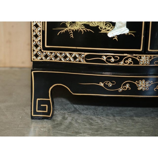 Decorative Chinese Chinoiserie Cabinet For Sale - Image 10 of 18