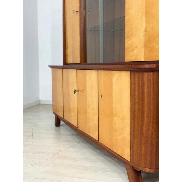 Vintage Bar Cabinet in Birch and Brass For Sale - Image 13 of 18