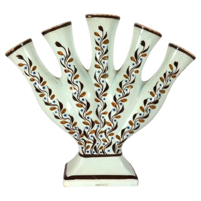 White Pearlware Prattware Five-Finger Flower Vase or Quintal Circa 1795–1810 For Sale - Image 8 of 11