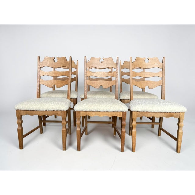Mid-Century Modern Mid-Century Danish Razorblade Dining Chairs in Oak by Henning Kjærnulf for E.G. Møbler, 1960s, Set of 6 For Sale - Image 3 of 15
