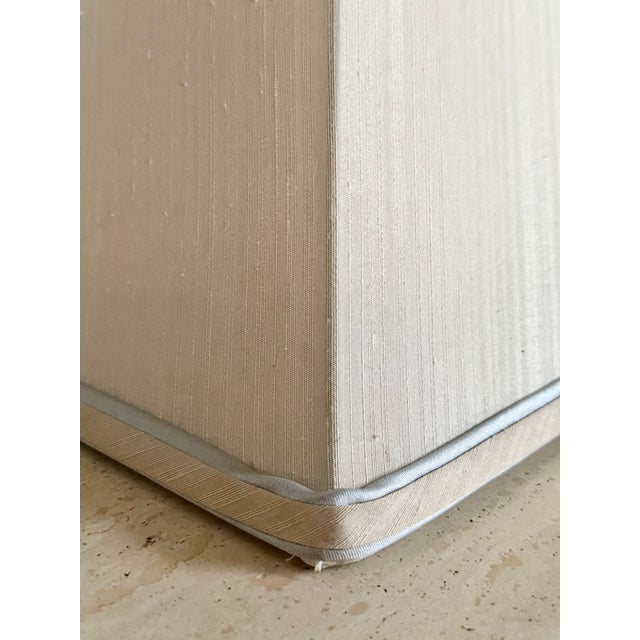 Stiffel 1960s Silk Tapered Sloped Square Transitional Traditional Lamp Shade For Sale - Image 9 of 18