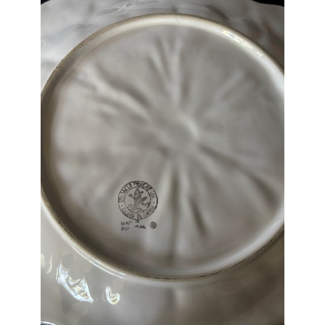 These are two pristine plates with a cabbage leaf design. There is no better example of the enduring appeal of cabbagecore...
