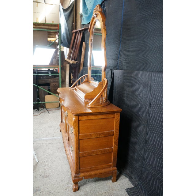 Late 20th Century Lexington Victorian Sampler Collection Oak 391 Spindle Mirror Dresser Chest For Sale - Image 13 of 18