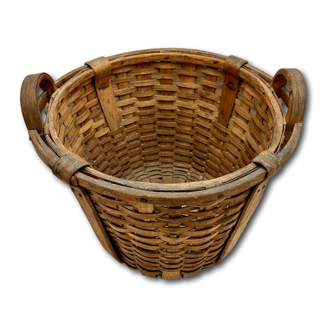 Large Size Substantially Made Antique American Hand Woven Ash Wood Splint Maine Apple Farm Basket For Sale - Image 15 of 18
